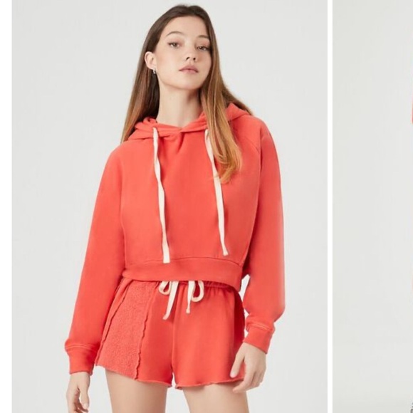 FOREVER 21 BRIGHT RED REWORKED FLEECE SWEAT SHORTS SIZE MEDIUM - Picture 1 of 8